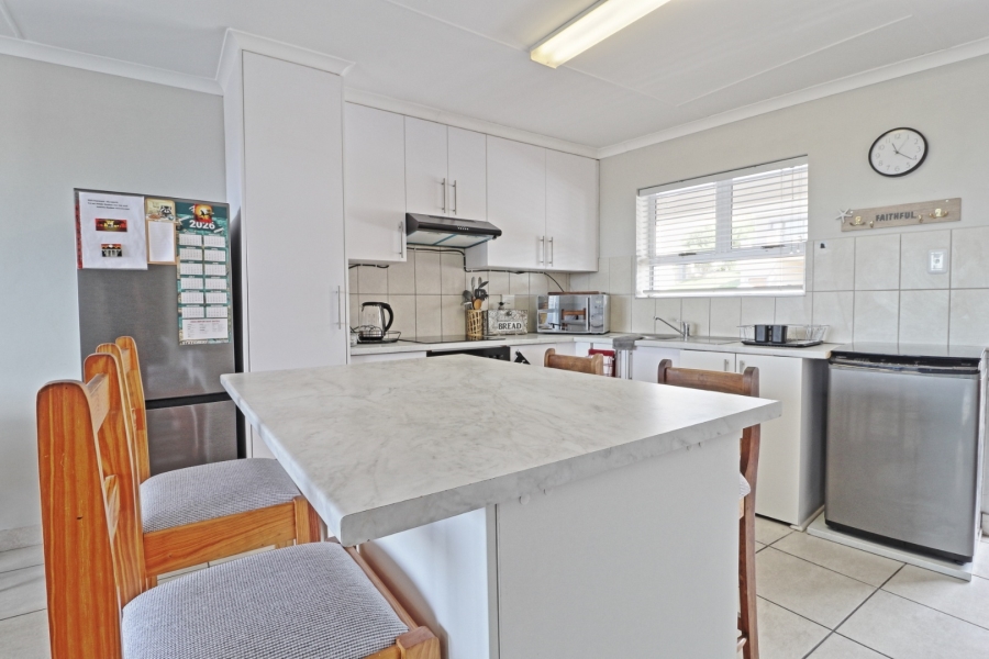 2 Bedroom Property for Sale in Island View Western Cape